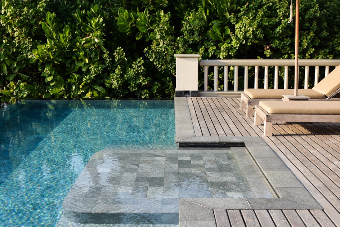 Chaque chambre, suite ou villa dispose d’une piscine infinity privative, comme ici dans une Ocean View Pool Villa | © Yonder.fr