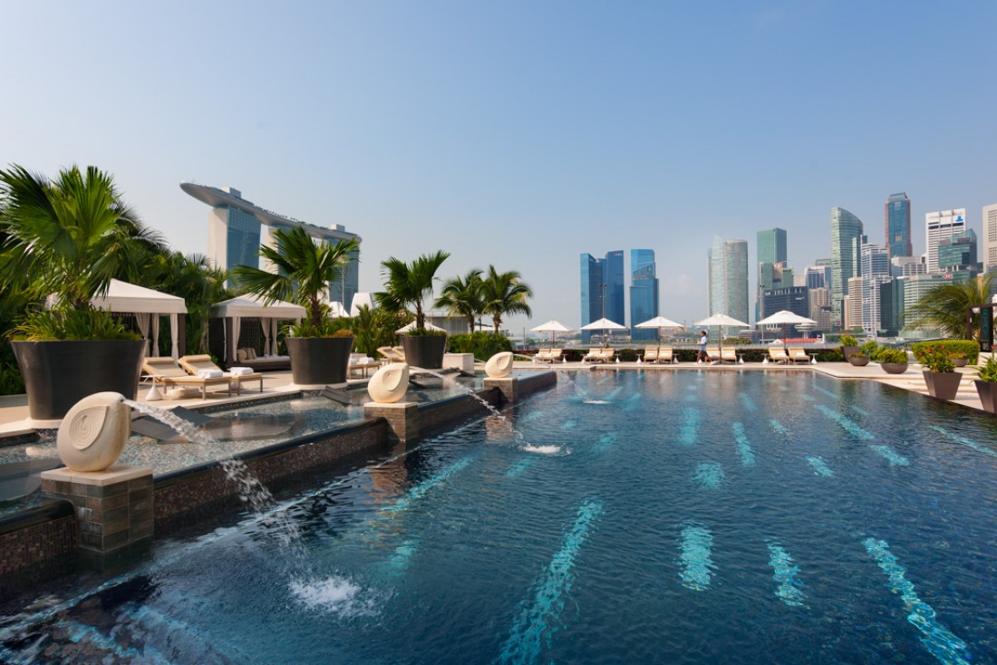 La piscine justifie à elle seule qu’on séjourne au Mandarin Oriental Singapore | © Mandarin Oriental Hotels Group