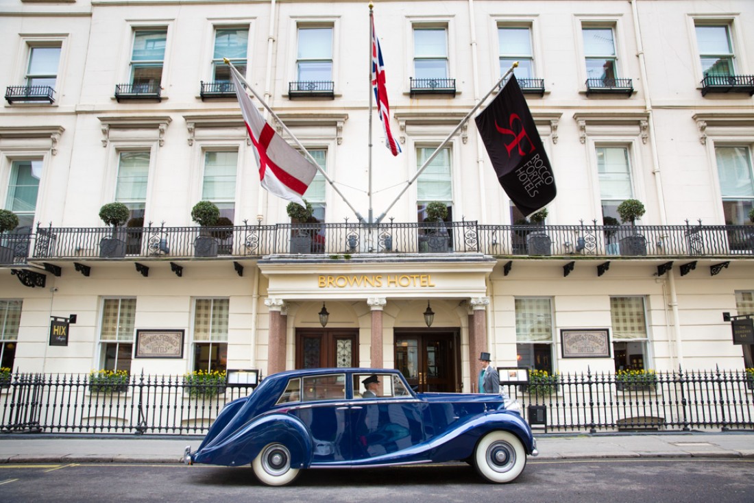 Façade de l'hôtel sur Albemarle St | © Rocco Forte Hotels