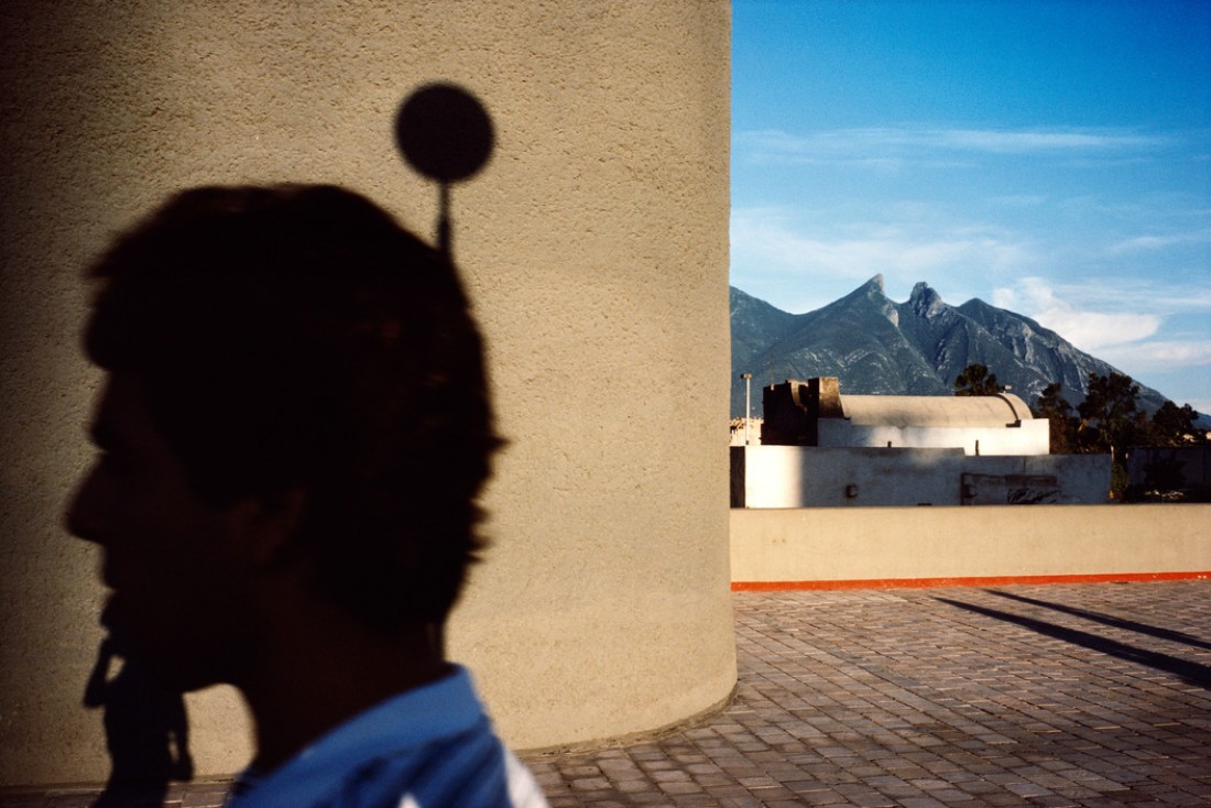 Monterrey. 1985. © Alex Webb / Magnum Photos