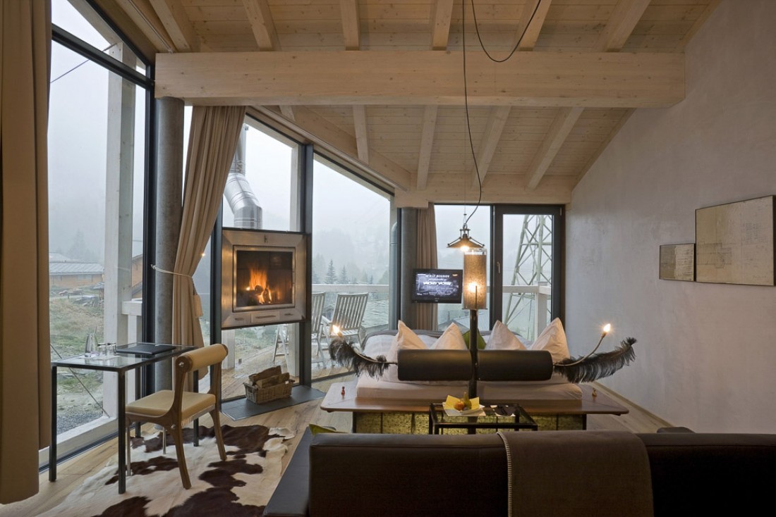 Chambre Deluxe (401) du Matterhorn Focus Design Hotel.  © Matterhorn Focus