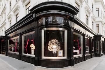 Le somptueux flagship store Victoria's Secret dans Mayfair | © Victoria's Secret
