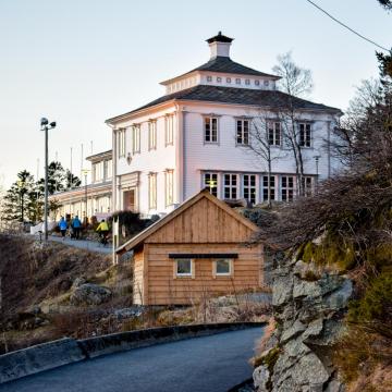 Le restaurant Fløien Folkerestaurant a été inauguré en 1925. Il est encore ouvert tous les jours © YONDER.fr