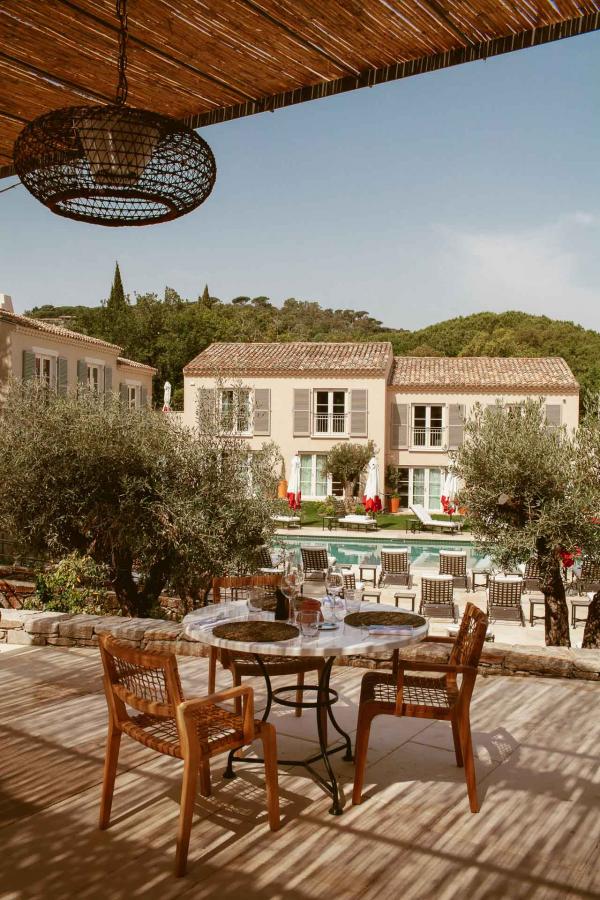 Hôtel Lou Pinet - Saint-Tropez - Jardin & Terrasses © Matthieu Salvaing