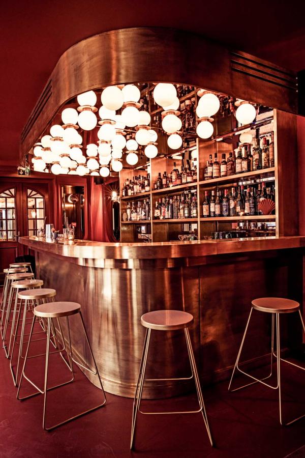 Hôtel des Grands Boulevards - Le bar à cocktails © Karel Balas