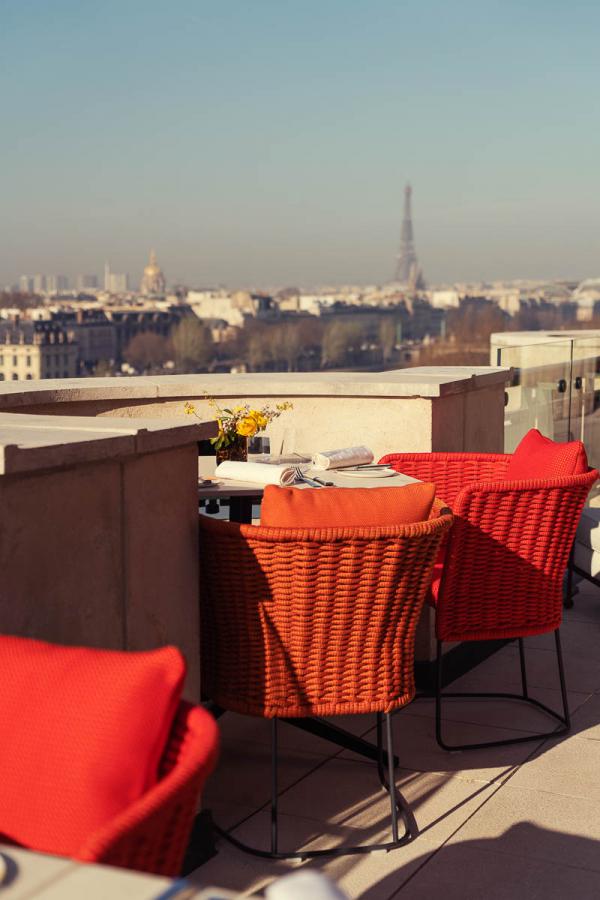 Cheval Blanc Paris | Vues depuis la terrasse du Tout-Paris © Alexandre Tabaste