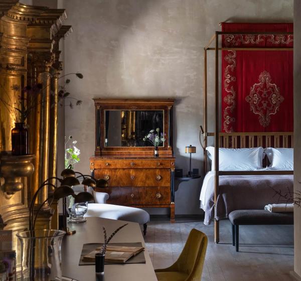 L’hôtel Castello di Reschio en Ombrie, Italie © DR L'hôtel Castello di Reschio en Ombrie, Italie © DR