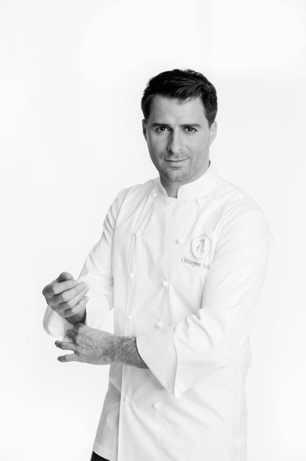 Portrait de Christopher Hache, Chef des cuisines de l’Hôtel de Crillon © Stéphane Kossmann