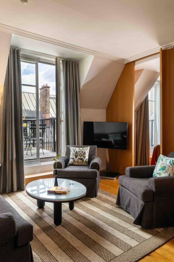 Réserver une suite à l'hôtel de luxe à Paris © Hôtel Vernet