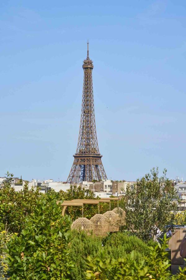 Le Rooftop Villa minuty de l'hôtel Le Brach Paris © Charles Jean