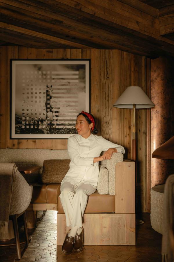 La cheffe du restaurant Salto à l'hôtel Rosewood Courchevel Le Jardin Alpin © Chantal Arnts
