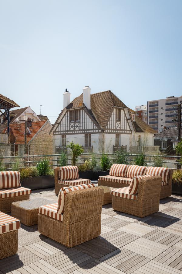 Le rooftop de Marnie House © Adrienozouf Le rooftop de Marnie House © Adrienozouf