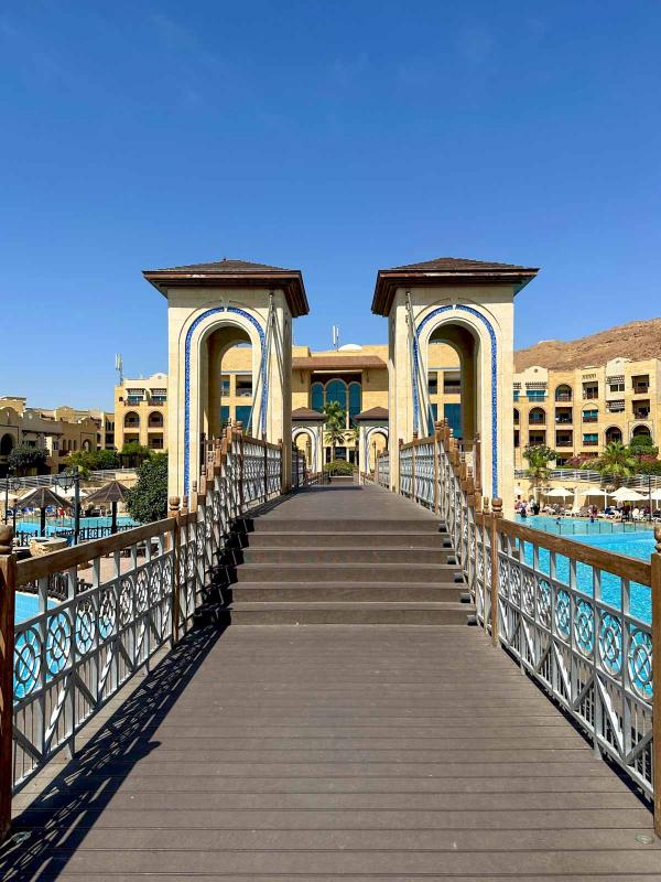 Crowne Plaza Jordan - Dead Sea Resort & Spa by IHG © Pauline Duvieu