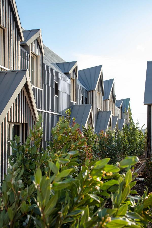 Le Bois des Chambres — Nouveau bâtiment des chambres © Pierre Gautrand 