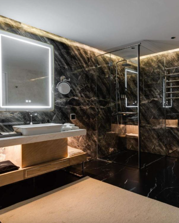 Une des salles de bain de l’hôtel © Mövenpick Samarkand Une des salles de bain de l'hôtel © Mövenpick Samarkand