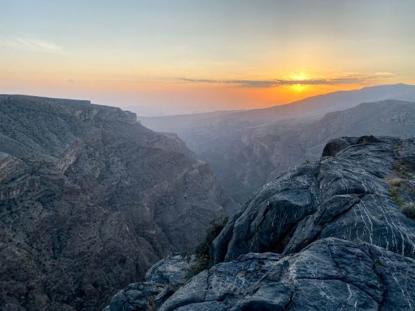 Coucher de soleil dans le Jabal Akhdar. © Emmanuel Laveran.