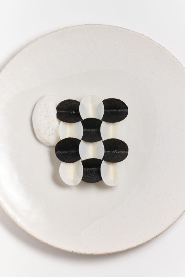 Le dessert Tromper L'optique au Anne-Sophie Pic Paris © Epicurian