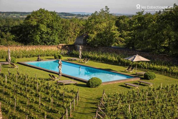 Le Château de Labro – Piscine © les Collectionneurs