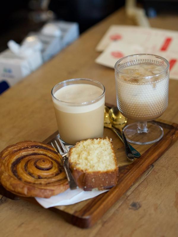 Boire un café sourcé et éthique à © Dees Koffiebranders