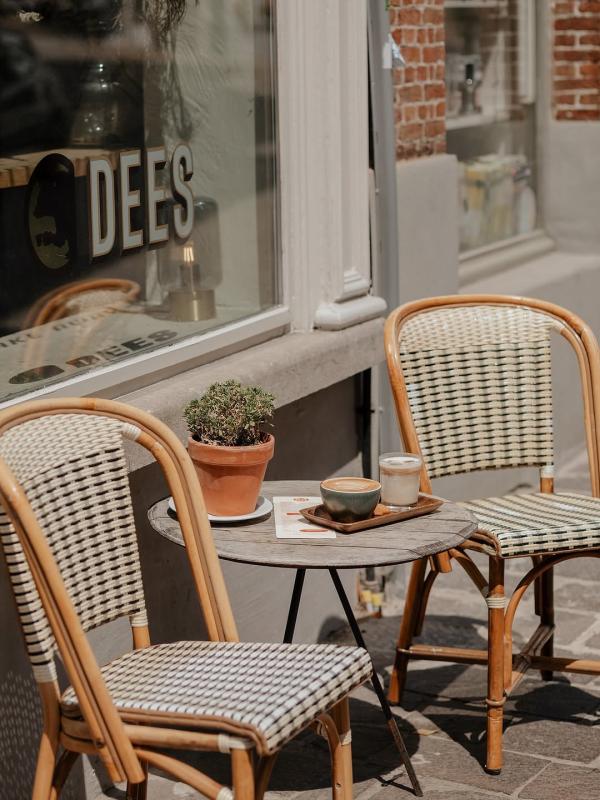 Boire un café sourcé et éthique à © Dees Koffiebranders