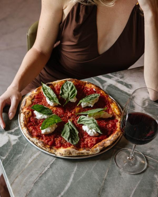 Une pizza à la carte de Élephante © Élephante Une pizza à la carte de Élephante © Élephante