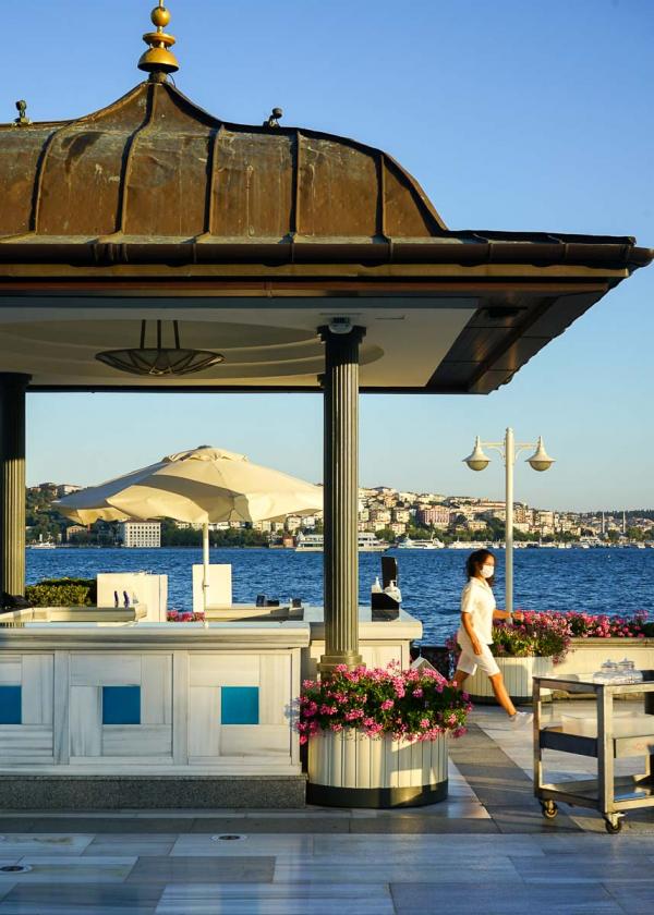 L'un des kiosques de la terrasse du Four Seasons Bosphorus © MB|YONDER.fr