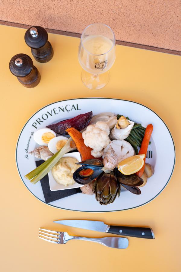 La Brasserie de L’Hôtel Le Provencal © Marielle Gaudry La Brasserie de L'Hôtel Le Provencal © Marielle Gaudry