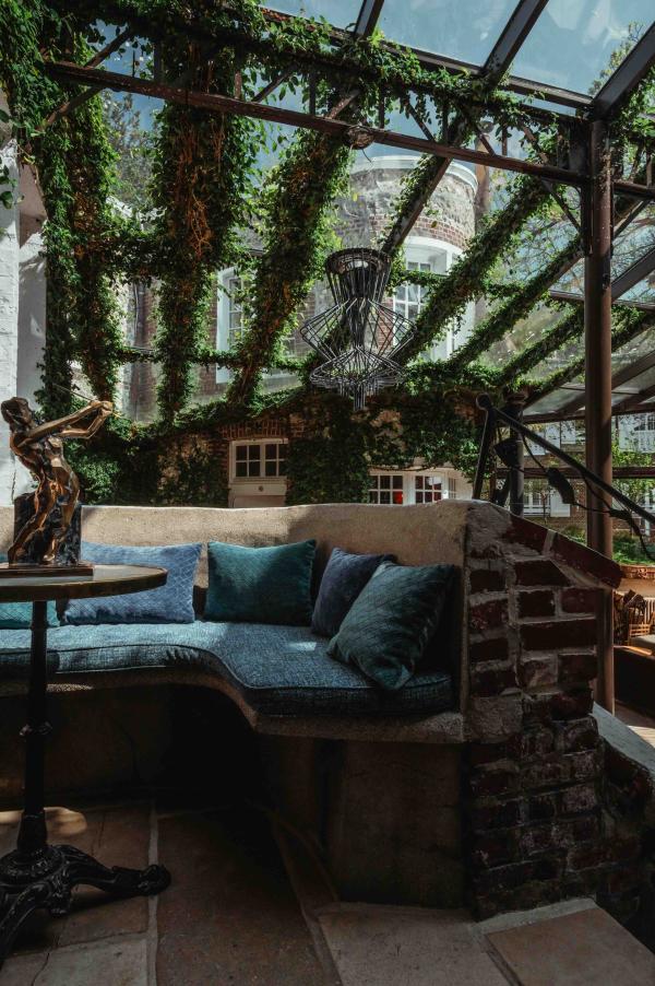 Un hôtel de charme en Normandie, Le Donjon Domaine Saint Clair © antidotefactory