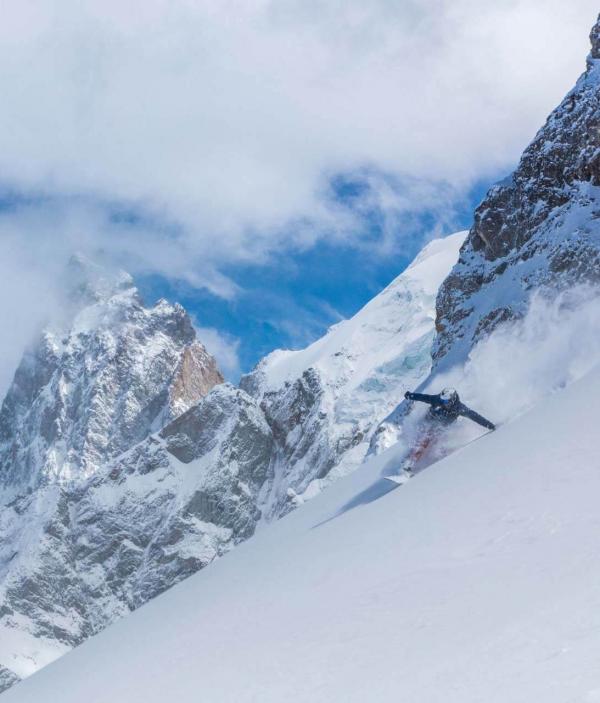 Descente vertigineuse sur les pistes de La Grave La Neige © Ben Hodson