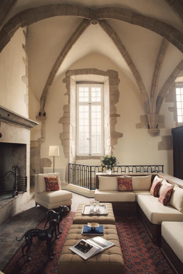 Le lobby de l’hôtel 5 étoiles © Jules Focone Le lobby de l'hôtel 5 étoiles © Jules Focone