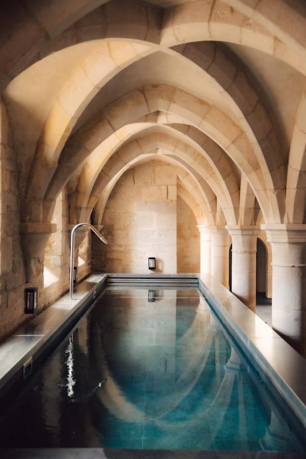 Spa Caudalie dans l’ancien cellier, à l’hôtel Les Sources de Vougeot © Jules Focone Spa Caudalie dans l'ancien cellier, à l'hôtel Les Sources de Vougeot © Jules Focone