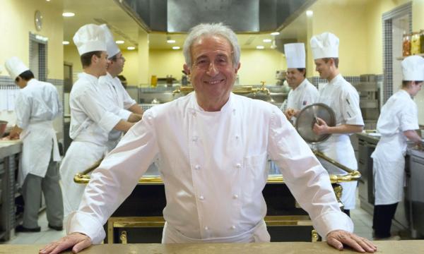 Michel Guérard, chef triplement étoilé et figure de la Nouvelle Cuisine © DR