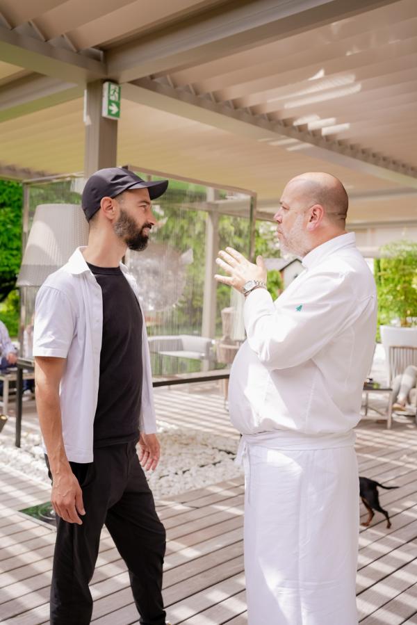 Tristan Laffontas, fondateur du Club Pépites, avec le chef Arnaud Lallement © DR Tristan Laffontas, fondateur du Club Pépites, avec le chef Arnaud Lallement © DR