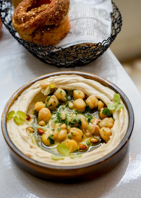 Qasti – Houmous © MB / YONDER.fr