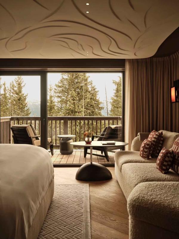 Suite avec terrasse au Rosewood Courchevel © Rosewood Hotels & Resorts Suite avec terrasse au Rosewood Courchevel © Rosewood Hotels & Resorts
