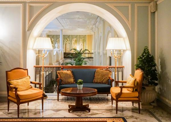 Four Seasons Hotel Lion Palace St. Petersburg © YONDER.fr