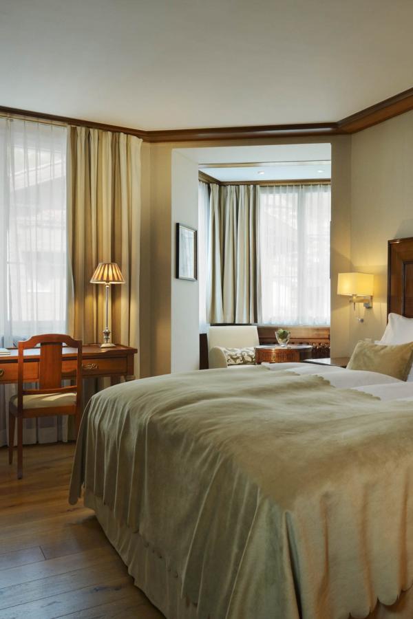 Une chambre de l’hôtel en Suisse © Mont Cervin Palace Une chambre de l'hôtel en Suisse © Mont Cervin Palace