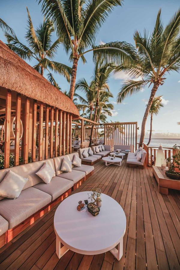 Admirer le coucher de soleil depuis le Buddha Bar © Sugar Beach