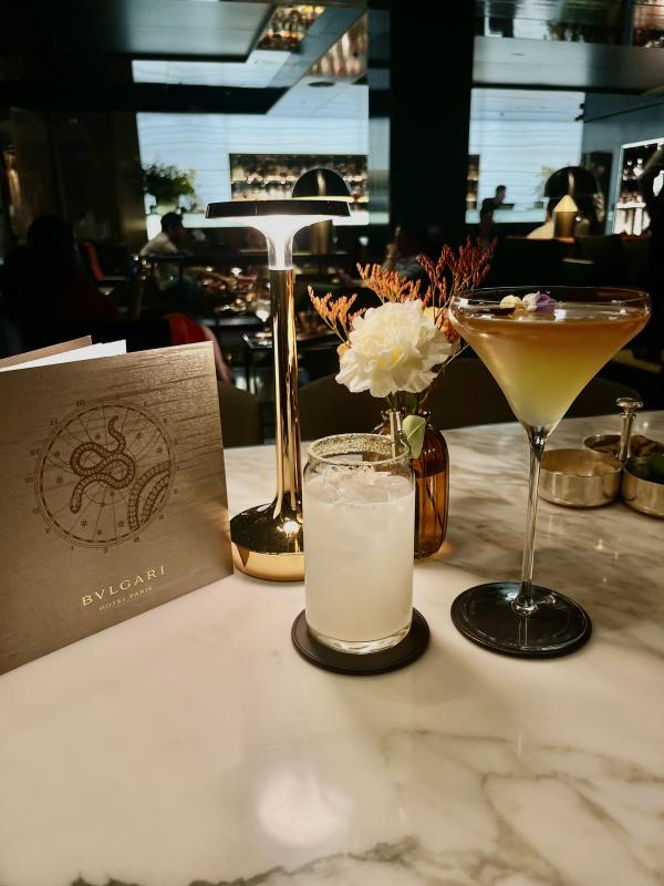 Boire un verre au Bvlgari © PPB