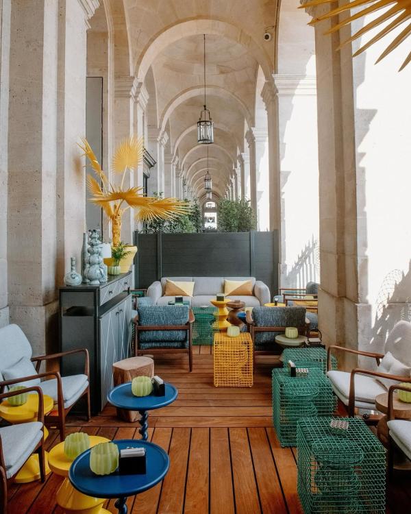 © rosewoodhoteldecrillon
