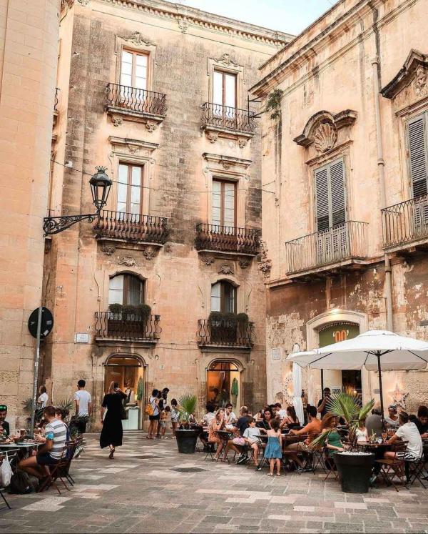 Doppiozero Lecce © Instagram 