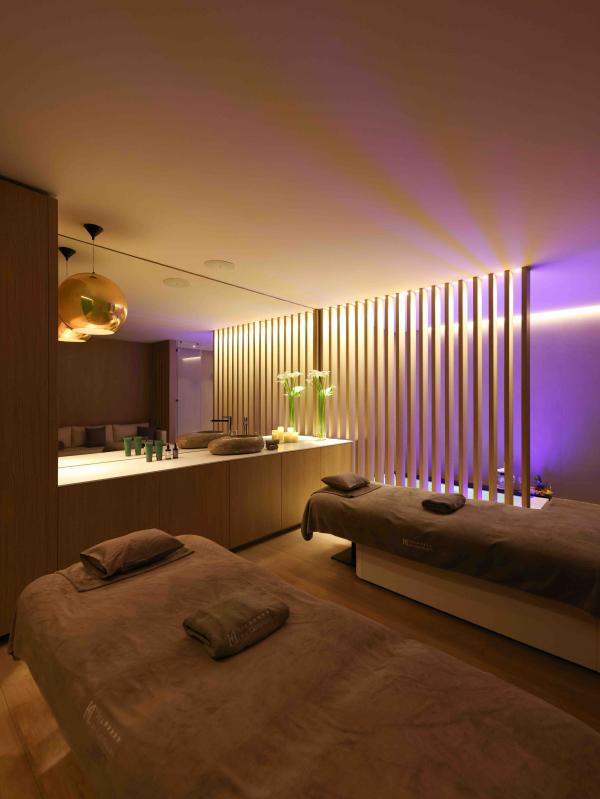 Hôtel & Spa du Castellet, un 5 étoiles avec piscine en Provence © Hidden Cliffs
