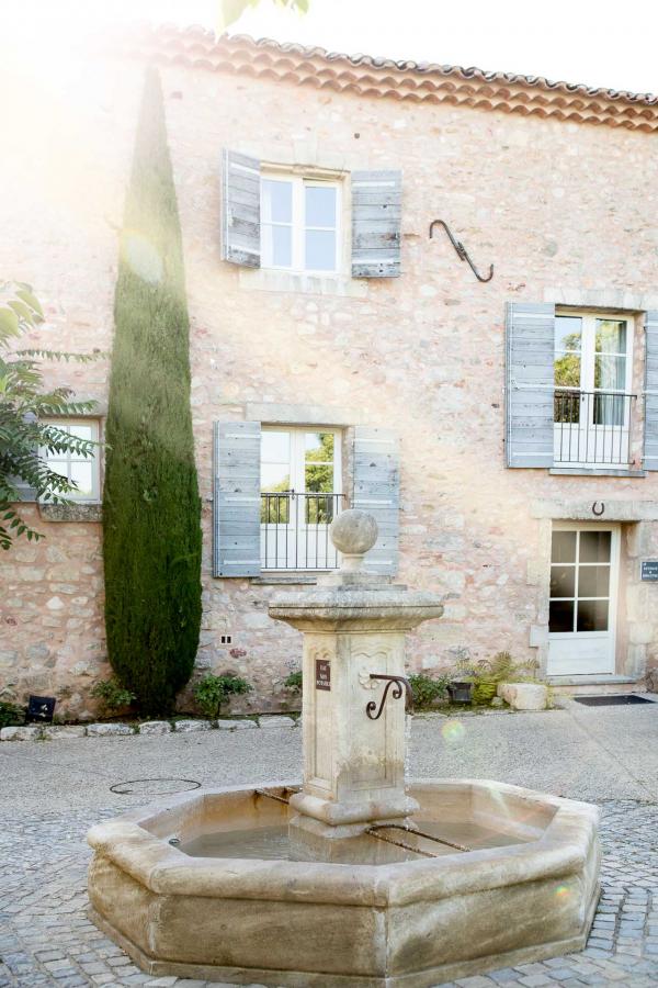 Coquillade Village occupe un ancien hameau provençal au coeur du Luberon © DR