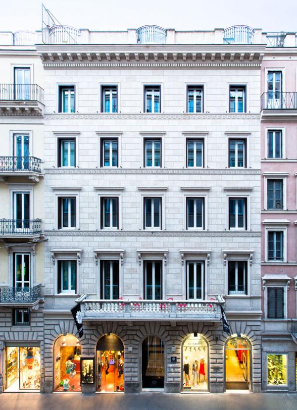 La façade de Corso 281 sur la Via del Corso © Corso 281