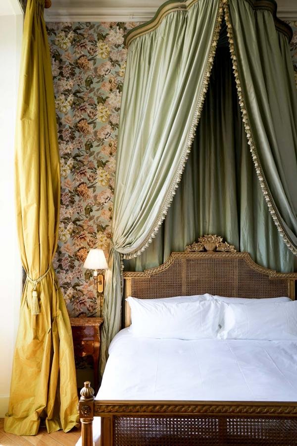 Le décor des chambres et suites de l'Hôtel Château du Grand-Lucé © YONDER.fr
