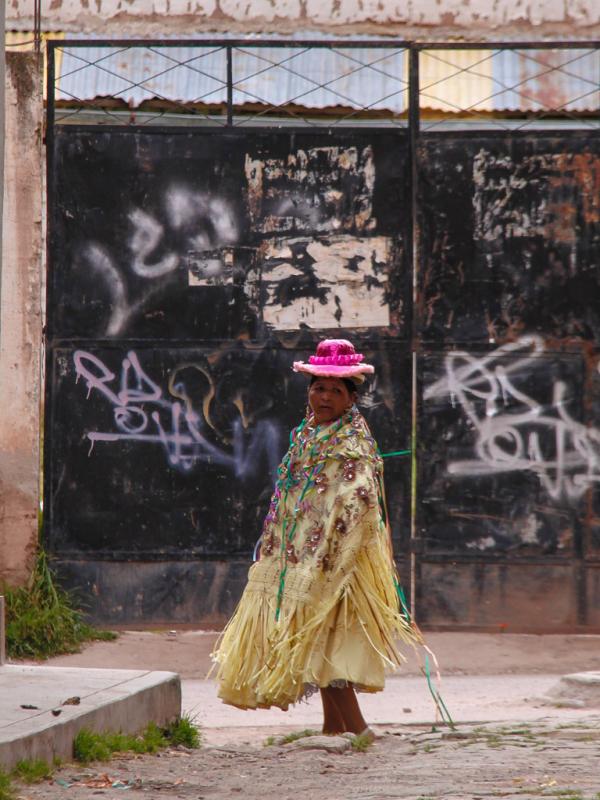 Femme en costume traditionnel, Copacabana, Bolivie. © Cédric Aubert