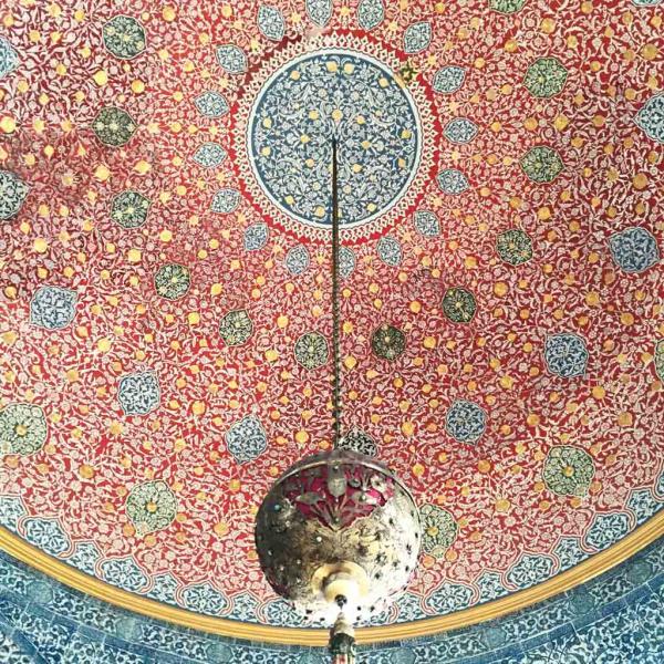 Plafond peint, toujours dans le Palais de Topkapı © Yonder.fr