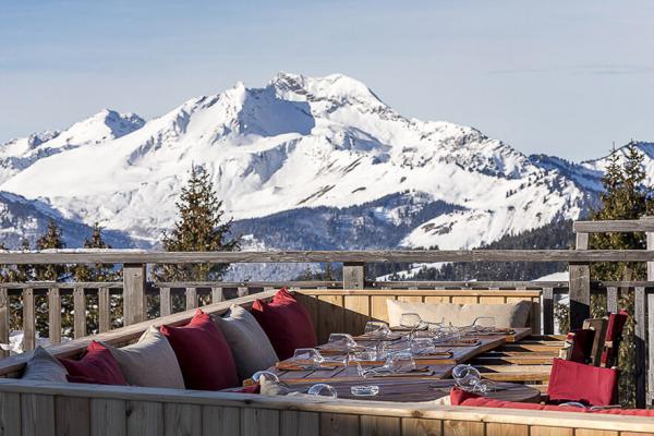 L'Epicerie dans le quartier de l'Amara, et sa terrasse avec vue imprenable sur la vallée © DR