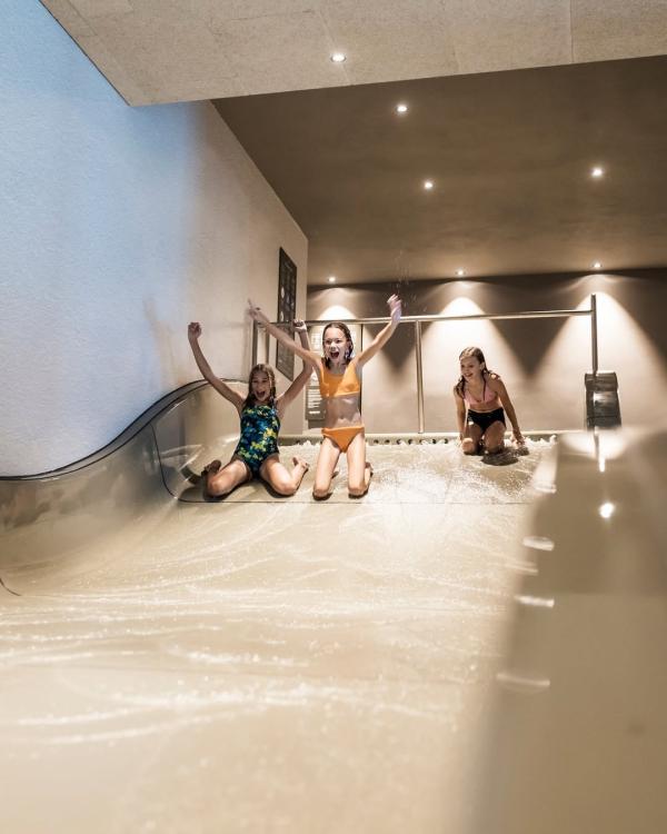© AKI Family Resort PLOSE sur Ig