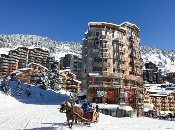 Avoriaz, une station 100% piétonne et des traineaux pour arriver à son hôtel © Pierre Gunther